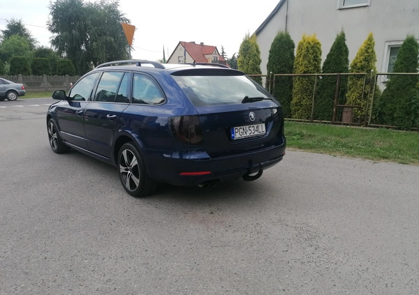 Skoda Superb cena 29999 przebieg: 218000, rok produkcji 2010 z Gniezno małe 436